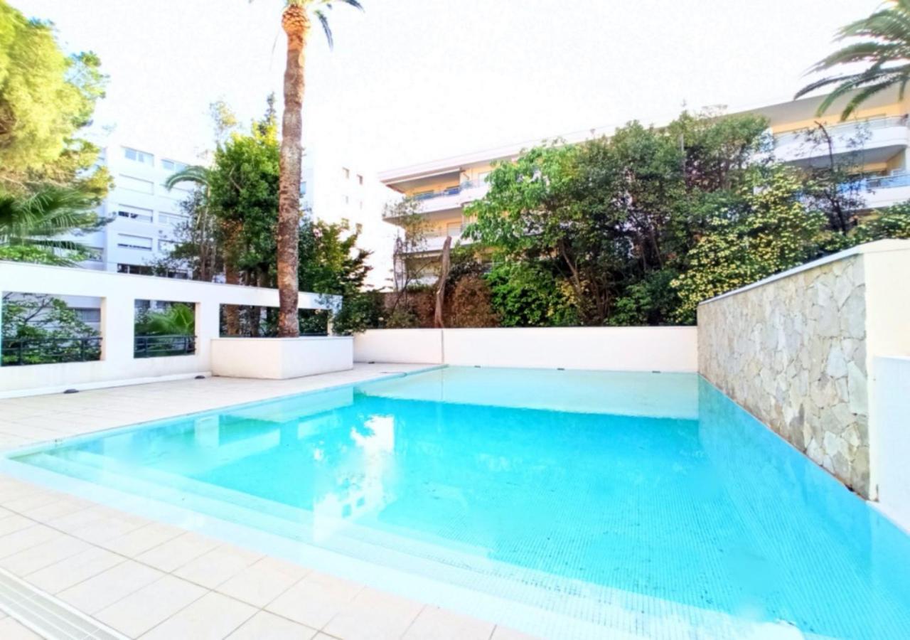 Viva Riviera -14 Avenue Isola Bella Cannes Exterior foto